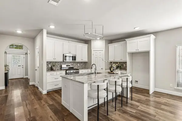 115 Elm Lane, Roanoke, TX 76262