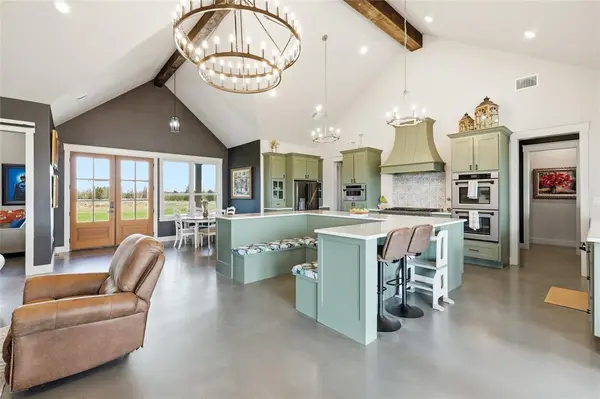 3988 Lake Valley Road, Sunset, TX 76270