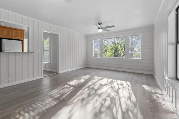 217 Clinton Drive, Weatherford, TX 76086