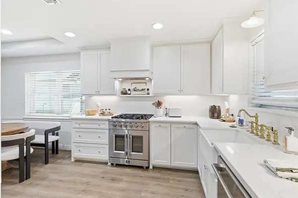 1519 Chisolm Trail, Lewisville, TX 75077