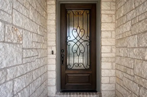 8121 Mary Curran Court, Dallas, TX 75252