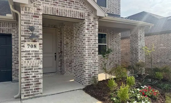 708 Tyronza Drive, Justin, TX 76247