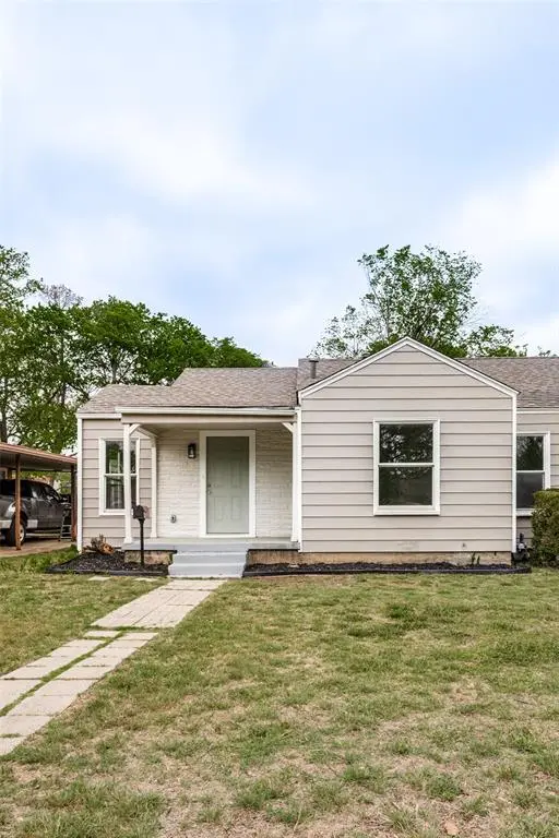 3825 Rusty Dell Street, Fort Worth, TX 76111