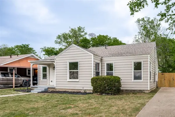 3825 Rusty Dell Street, Fort Worth, TX 76111