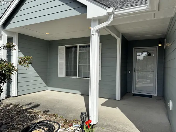 18 MARINERS LN, Florence, OR 97439