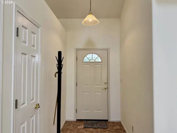 18 MARINERS LN, Florence, OR 97439