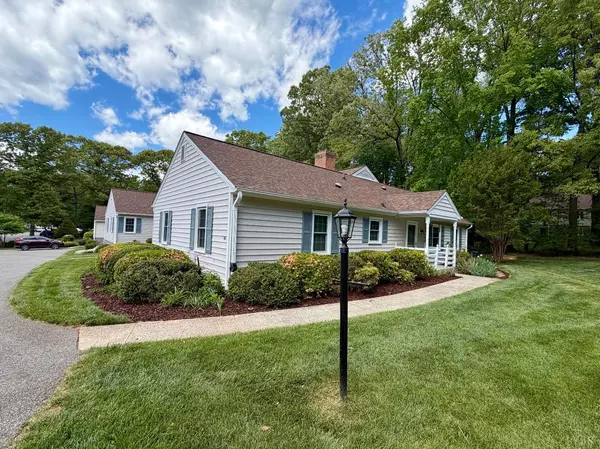 411 Clays Crossing DR, Forest, VA 24551