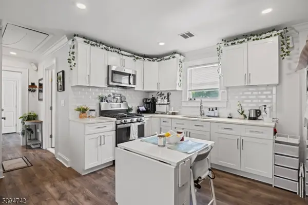 65 Delmar Pl, Irvington Twp., NJ 07111