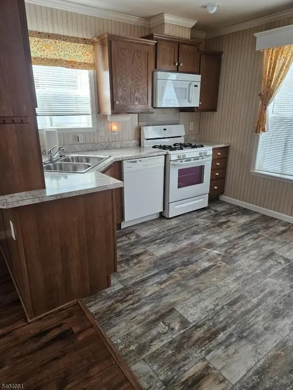 44 Ridge Rd #13, Jefferson Twp., NJ 07438