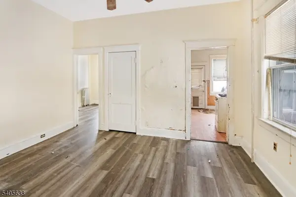 530 S Main St, Phillipsburg Town, NJ 08865