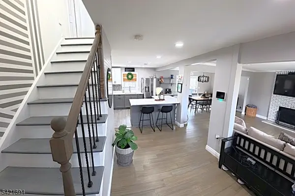 72 Orben Dr, Roxbury Twp., NJ 07850