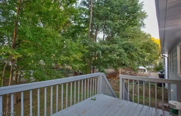 215 E 10Th Ave, Roselle Boro, NJ 07203