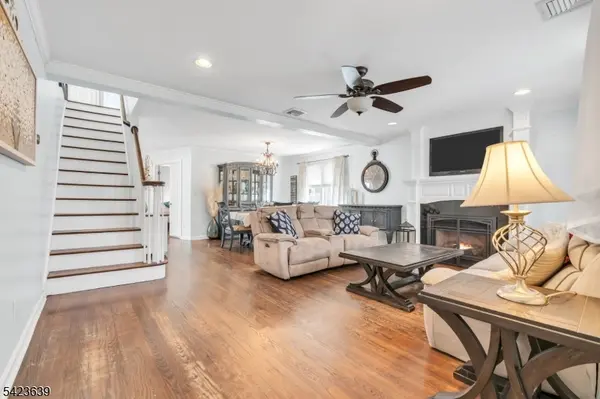 52 7th St, North Arlington Boro, NJ 07031