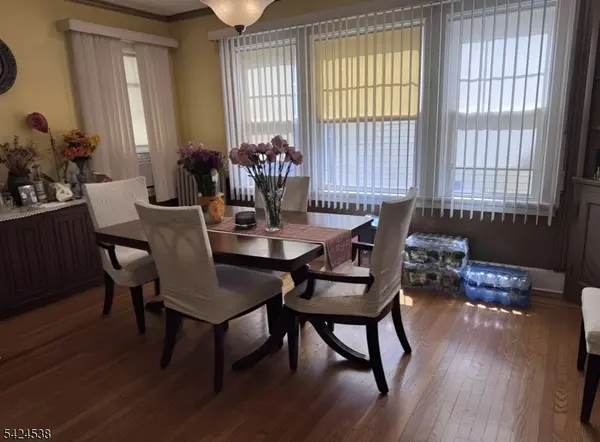 38 Emerson St, East Orange City, NJ 07018