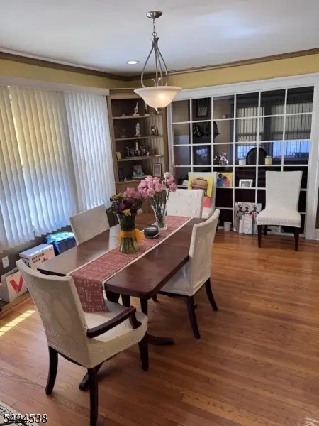 38 Emerson St, East Orange City, NJ 07018