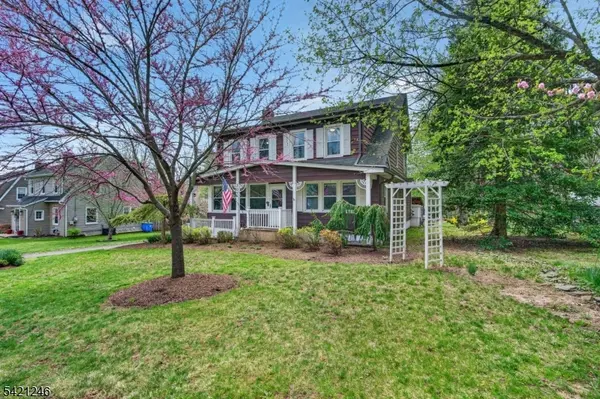 307 Stirling Rd, Watchung Boro, NJ 07069