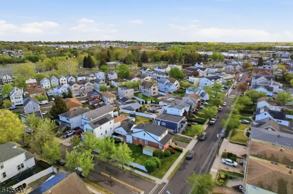 60 Westervelt Pl, Lodi Boro, NJ 07644