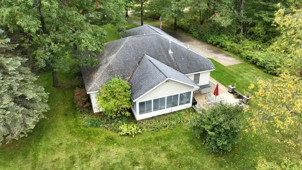 3396 Lansing RD, Roscommon, MI 48653