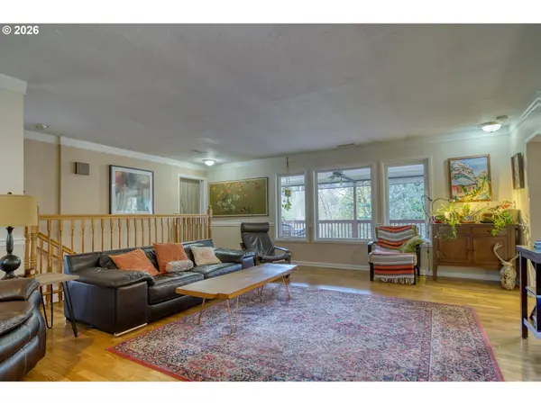 32809 Boomer LOOP, Scappoose, OR 97056