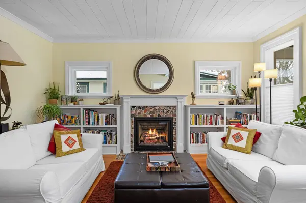 427 Washington ST, Traverse City, MI 49684