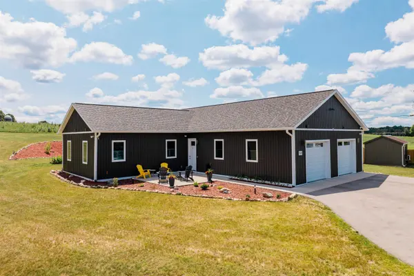 5564 Knight RD, Paradise Twp, MI 49649