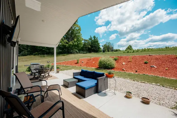 5564 Knight RD, Paradise Twp, MI 49649