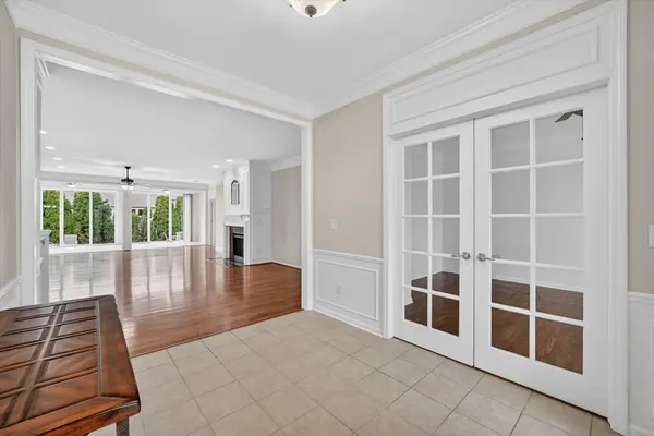 27118 Walloon WAY, Brownstown Twp, MI 48134