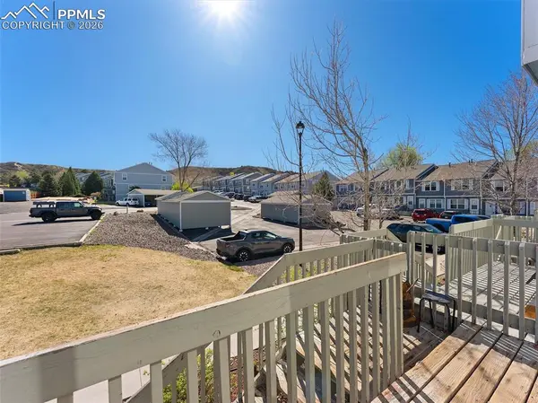 1882 Oakcrest CIR, Castle Rock, CO 80104