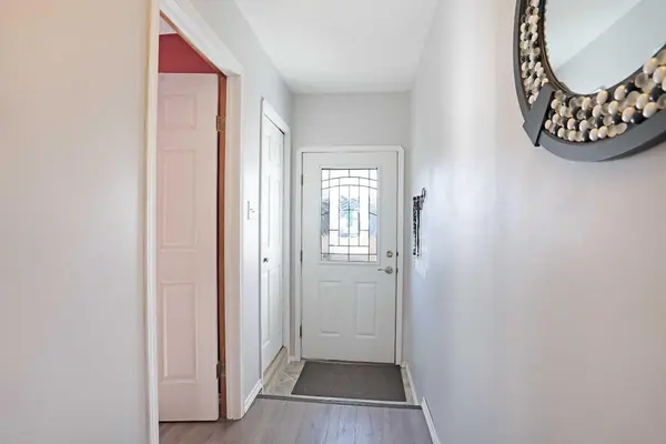 85 White Pelican VW, Lake Newell Resort, AB T1R 0X5