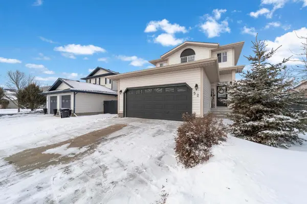 52 Elliott DR, Camrose, AB T4V 3X7