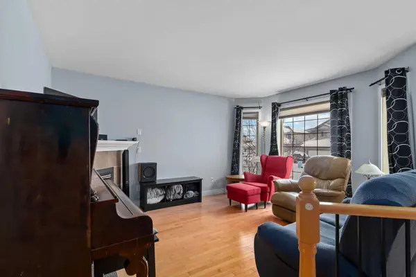 117 Violet ST, Fort Mcmurray, AB T9K 0H2