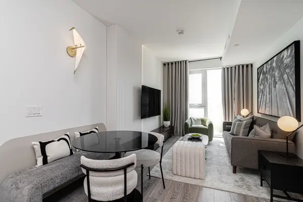 2020 Bathurst ST #502, Toronto C03, ON M5P 0A6