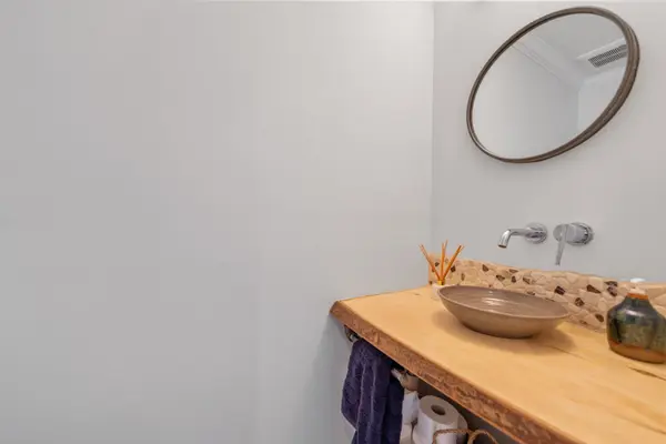 146 Roslin AVE, Toronto C04, ON M4N 1Z4