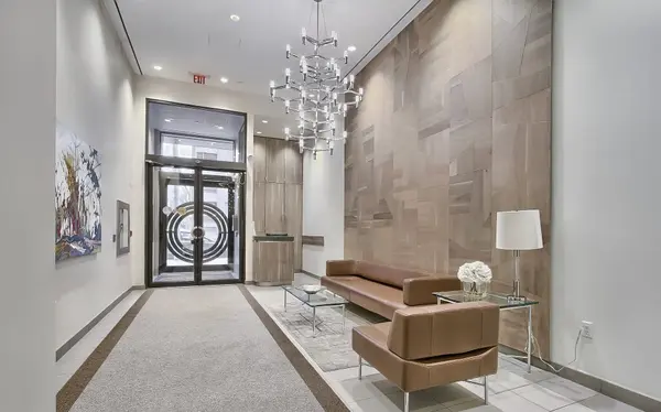 55A Avenue RD #408, Toronto C02, ON M5A 2G3