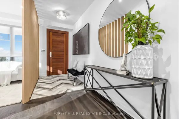 41 Invermay AVE, Toronto C06, ON M3H 1Z1