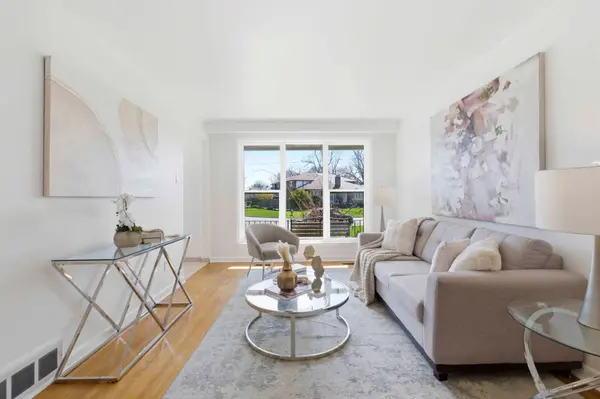 106 Fortrose CRES, Toronto C13, ON M3A 2H1