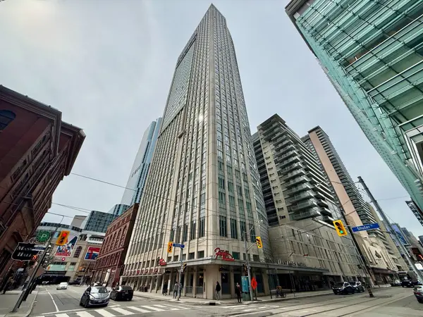 210 Victoria ST #717, Toronto C08, ON M5B 2R3