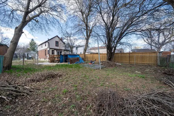 25 Wanstead AVE, Toronto E06, ON M1L 3L3