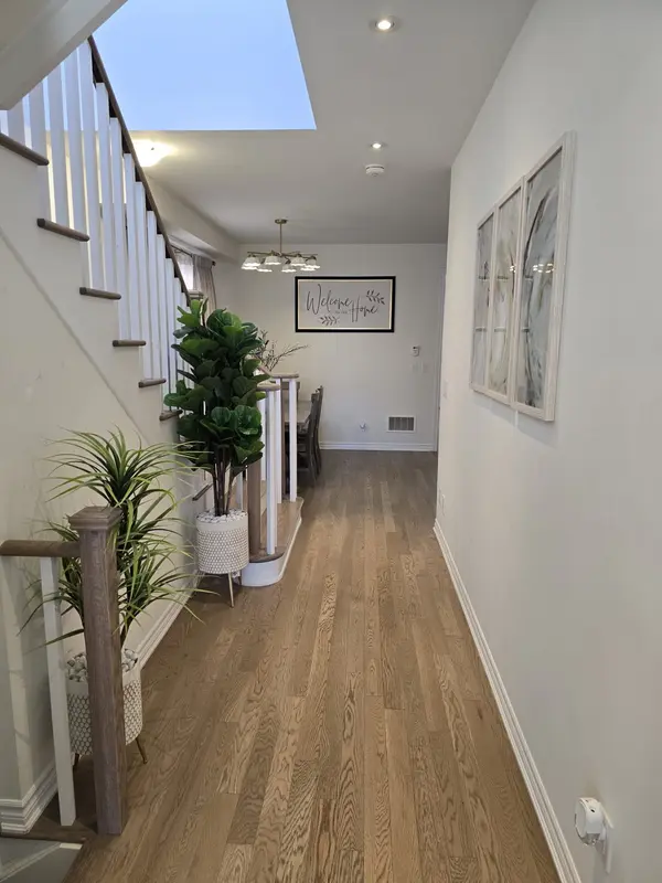 33 Bremner ST, Whitby, ON L1R 1W5