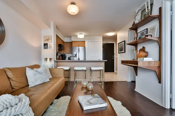 1600 Charles ST #509, Whitby, ON L1N 0G4