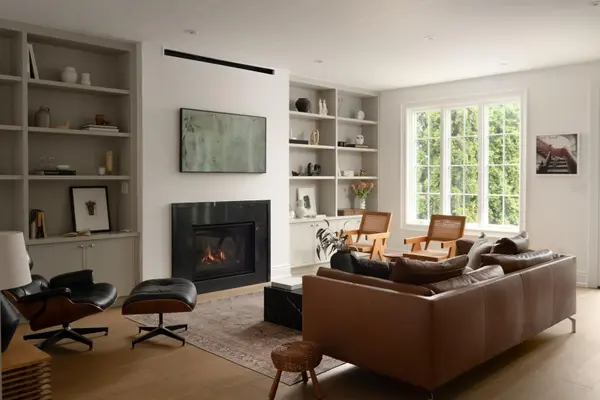 16 Glenshaw CRES, Toronto E03, ON M4B 2C9