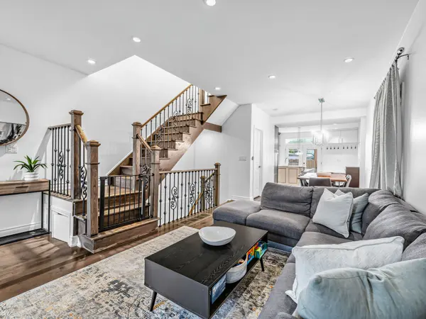 358 Mortimer AVE, Toronto E03, ON M4J 2E2