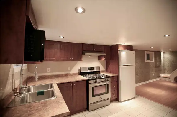 11 Ferrier AVE #Bsmt, Toronto E03, ON M4K 1M8