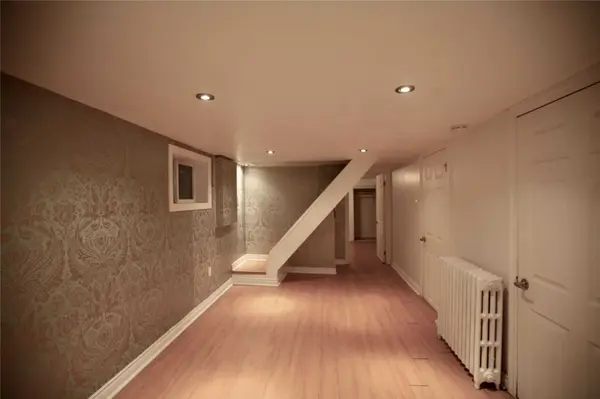 11 Ferrier AVE #Bsmt, Toronto E03, ON M4K 1M8