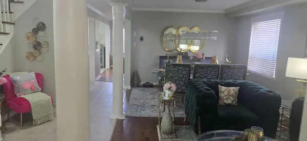 122 Medland AVE, Whitby, ON L1P 1W7