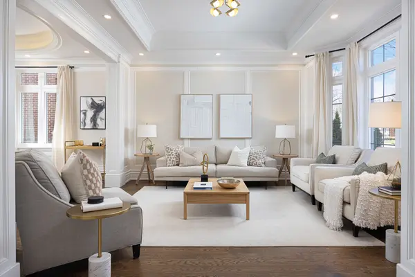 63 Fishleigh DR, Toronto E06, ON M1N 1H3