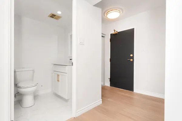 330 Mccowan RD #501, Toronto E08, ON M1J 3N3