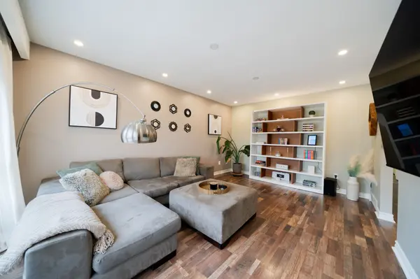 1007 Cardinal CT, Oshawa, ON L1G 6Y3