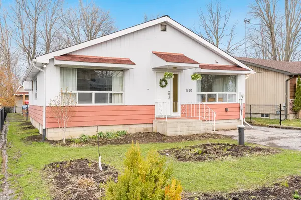 1120 Lindy LN, Innisfil, ON L0L 1R0