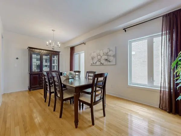 32 Blue Grouse RD, Vaughan, ON L6A 4B9